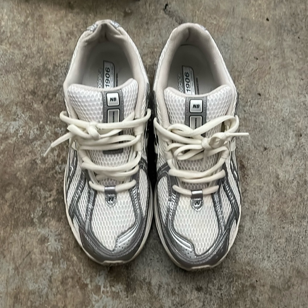 new balance 1906r